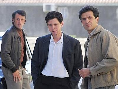 Il serial killer della memoria e della libera informazione