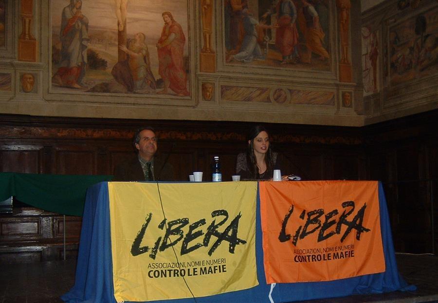 Gubbio, più di 200 ragazzi allo stadio Barbetti per discutere di calcio e mafie