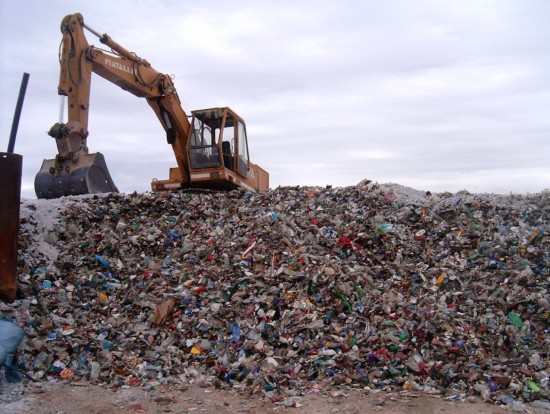 San Vito dei Normanni, bomba contro auto Assessore all’Ambiente