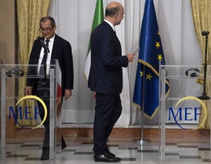 32fea58e-ec68-423a-b6f9-3bd31fc234af_large