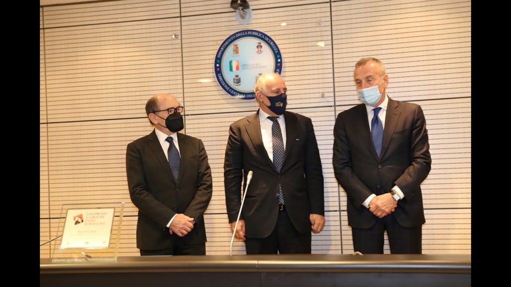 Consegnato Premio Paolo Borsellino 2021 al Direttore della Dia, Maurizio Vallone