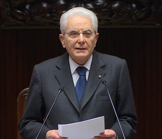 Mattarella: «Noi, insieme, responsabili del futuro della nostra Repubblica».
