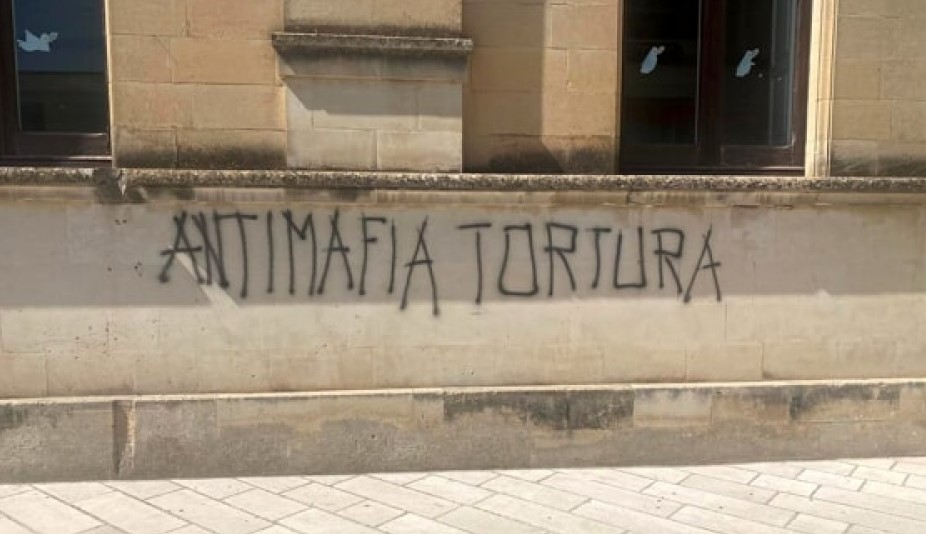 Calimera (LE): nel giorno di Antonio Montinaro, scritte infamanti contro l’antimafia