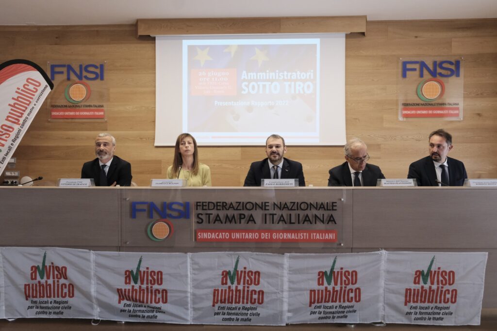 Presentato il Rapporto Amministratori Sotto Tiro: “Fare il Sindaco è ancora pericoloso”