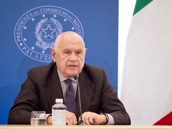 Nordio la pensa come Berlusconi e non come Falcone