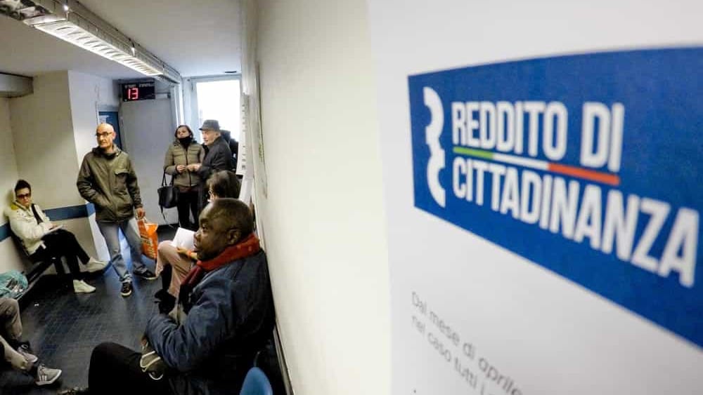 Libera: “La cancellazione del Reddito di Cittadinanza espone al ricatto del welfare mafioso”