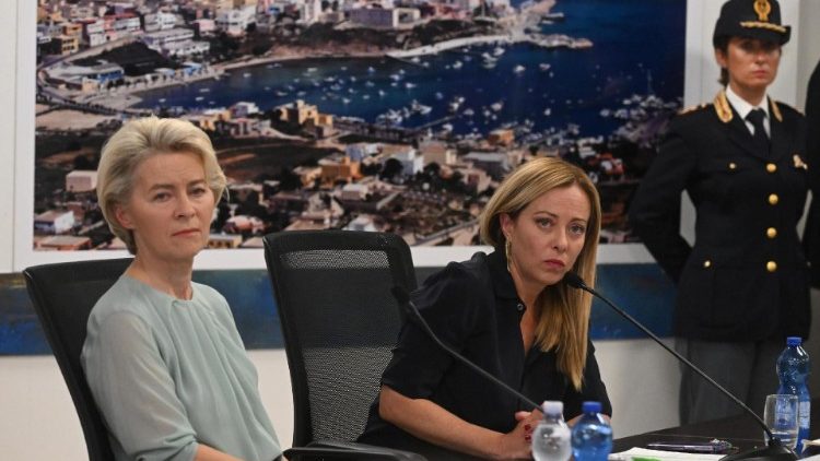 Migranti, a forza di soffiare sul fuoco i nazionalisti infiammeranno l’Italia e l’Europa