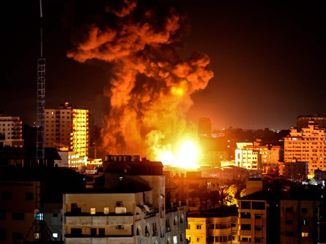 Israele-Palestina: fermiano la violenza, riprendiamo in mano la pace