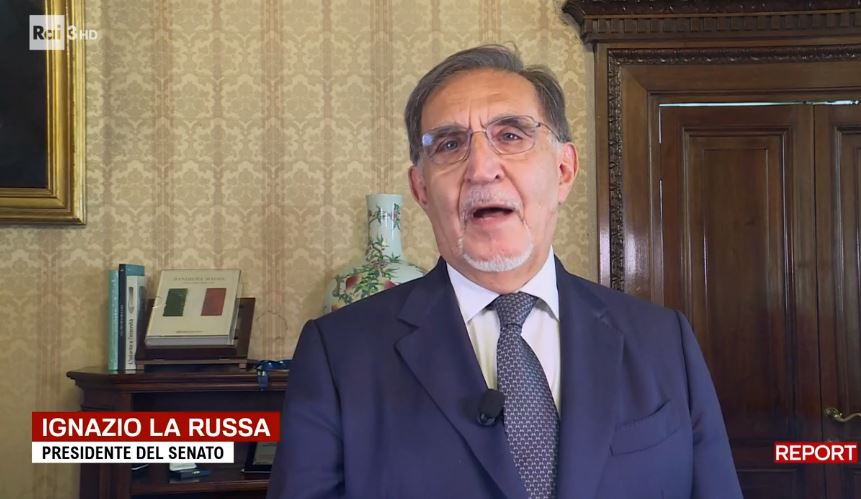 Basta querele bavaglio! Contro le minacce di La Russa anche i cittadini devono andare in piazza