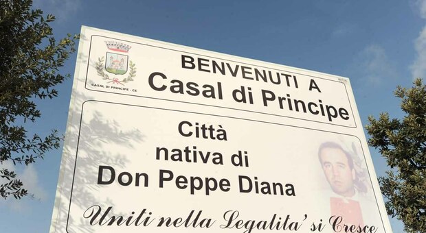Il falso pentimento dell’ex boss Schiavone. Occasione persa, ma la sfida contro i clan va avanti