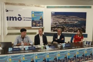 Lampedusa, libertà di informazione e regole per l’IA grazie alla UE