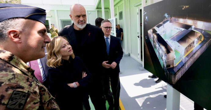 Migranti, un governo senza Dio e famiglia e con una bislacca ‘idea’ di Patria