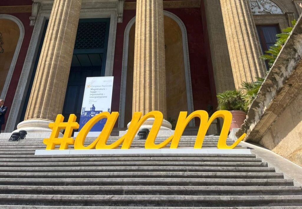 I doveri dei magistrati di oggi​​