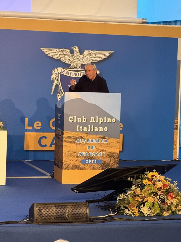 Don Luigi Ciotti nominato Socio onorario del Club Alpino Italiano
