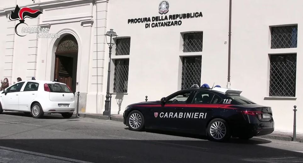 Blitz dei carabinieri contro la ‘ndrangheta, 22 arresti disposti dalla Procura di Catanzaro