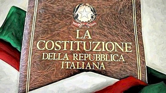 Magistratura e libera informazione sotto attacco: difesa comune attraverso la Costituzione