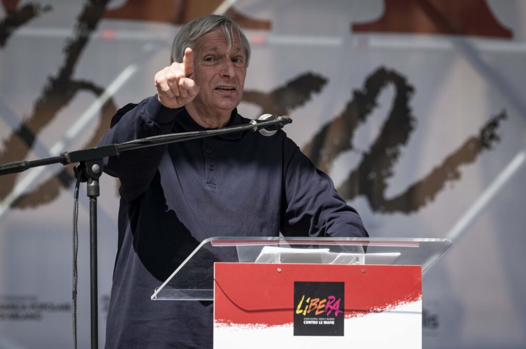 Don Luigi Ciotti: “Libera è un’onda di ribellione. Oggi le mafie sono più forti anche se uccidono meno”