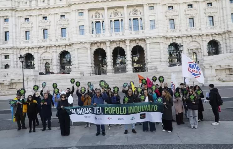 Italia maglia nera per ritardi bonifiche dei 42 SIN inquinati