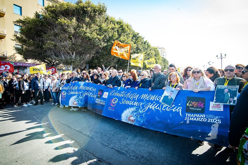 L’appello di don Ciotti: «Non smantellate leggi preziose». Nel nome dei 1.101 morti di mafia