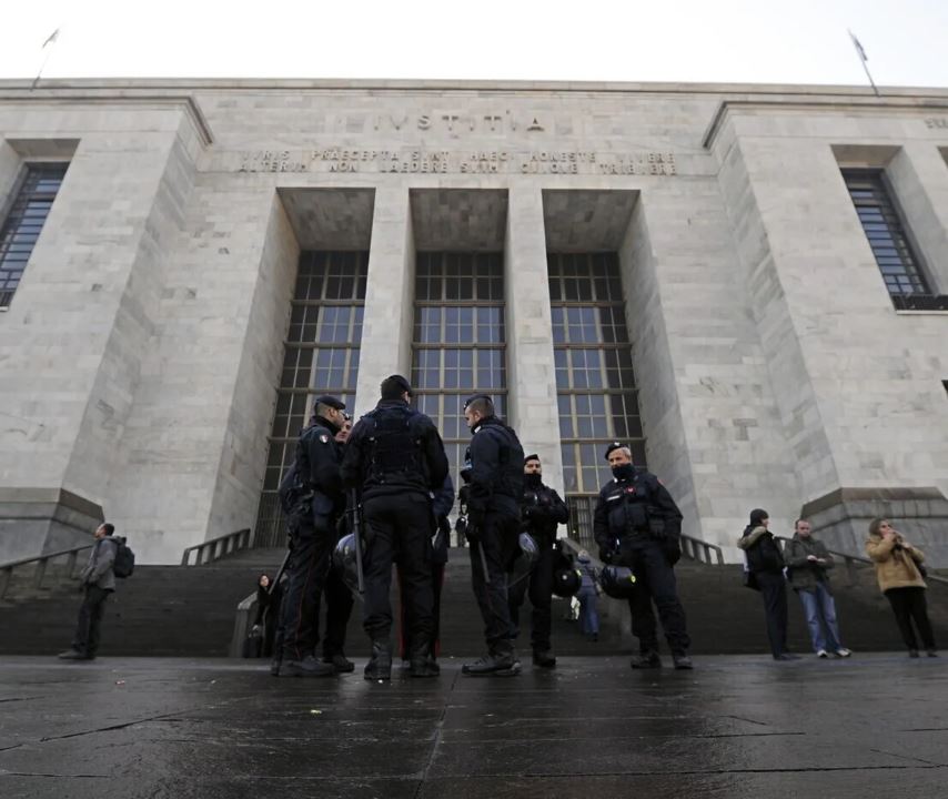 Sepolcri imbiancati. C’è una domanda per Milano: la città sta coi suoi magistrati?