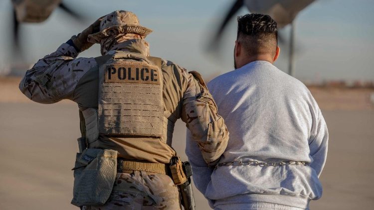 Deportare le persone è contro la dignità