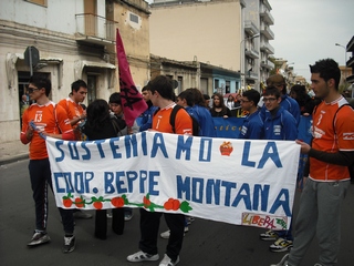 Incendio ai terreni della coop Beppe Montana – Libera Terra: ”Non ci fermeranno”