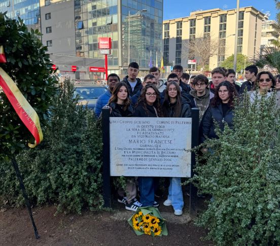 Mario Francese, la città ricorda il cronista ucciso dalla mafia: “La sua lezione resta fondamentale”